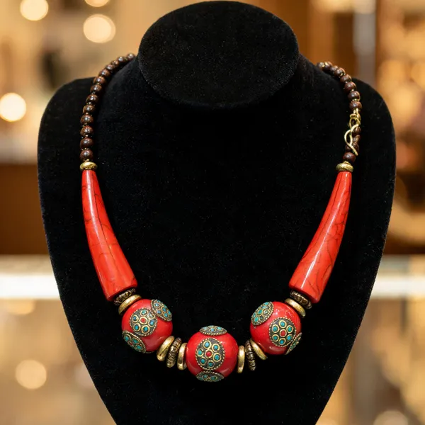 Red_Resin_Wood_Beaded_Statement_Necklace_For_Women