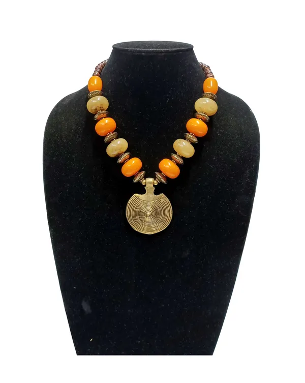 Orange_Beaded_Pendant_Necklace_for_Women