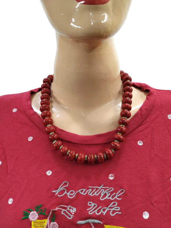 Red_Beaded_Necklace_for_Women