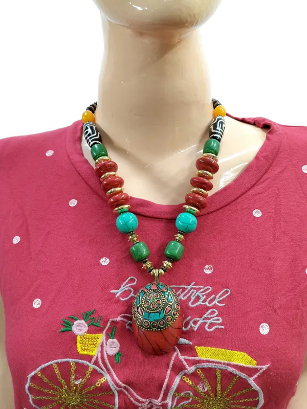 Multicolour_Resin_Beaded_Traditional_Pendant_Necklace_For_Women