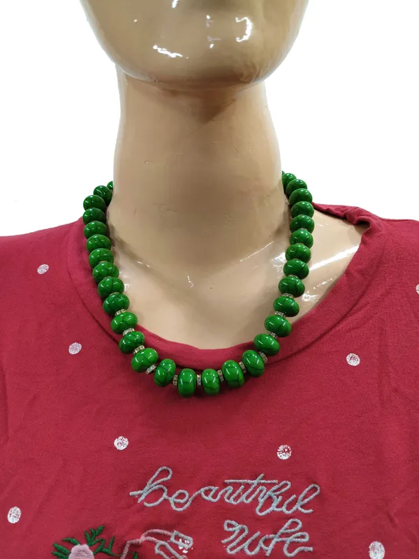 Green_Beaded_Traditional_Necklace_for_Women