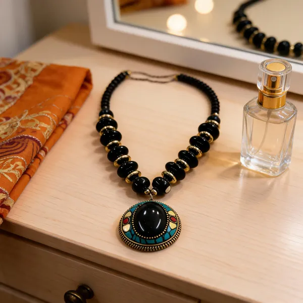 Black_Brass_Glass_Beaded_Statement_Necklace_For_Women