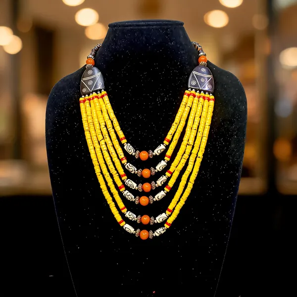 Yellow_Wood_Resin_Beaded_Ethnic_Necklace_For_Women
