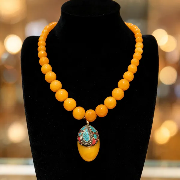 Yellow_Resin_Beaded_Teardrop_Pendant_Necklace_For_Women