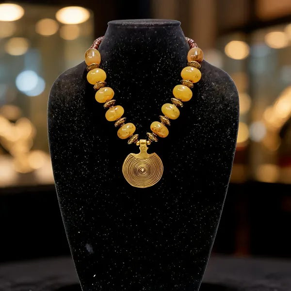 Gold_Tone_Beaded_Pendant_Necklace_For_Women