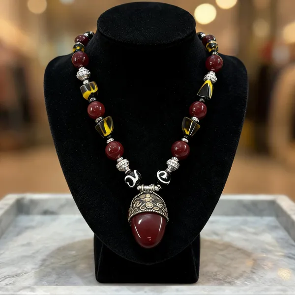 Multicolour_Resin_Beaded_Pendant_Necklace_For_Women