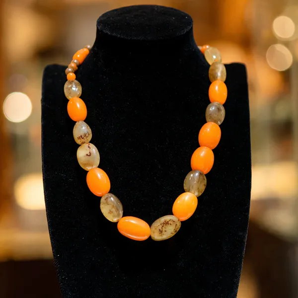 Orange_Brown_Resin_Beaded_Necklace_For_Women