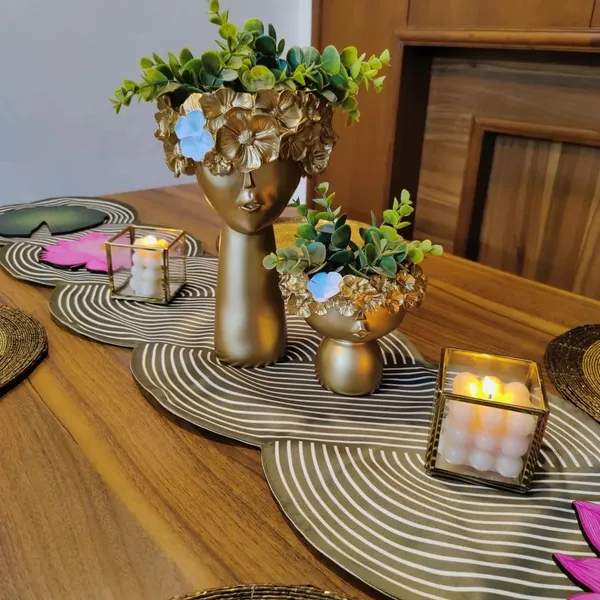 Table_Runner