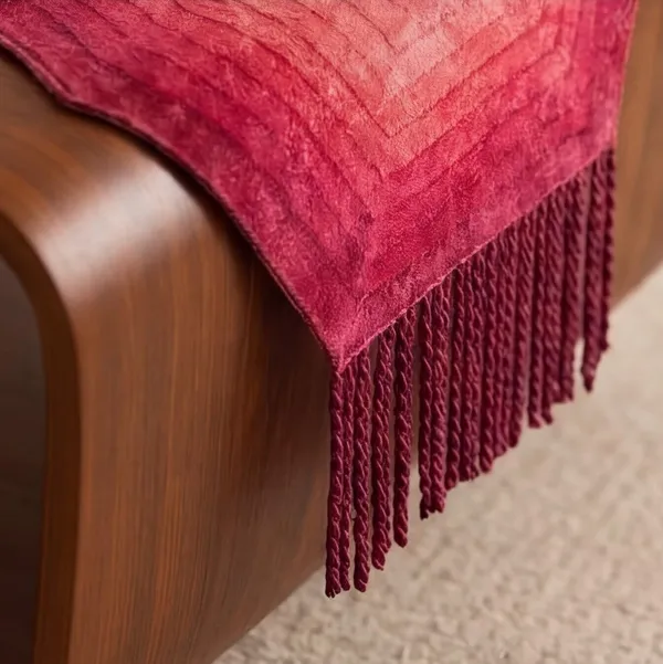 Polyester_Velvet_Blend_Printed_Table_Runner