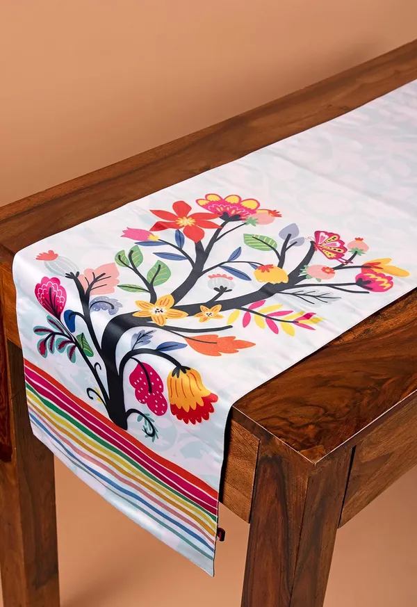 Satin_Blend_Table_Runner