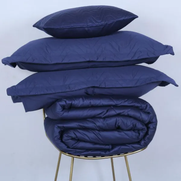 Cotton_Microfibre_Reversible_Comforter_Set_With_Pillow_Covers_And_Cushion_Cover