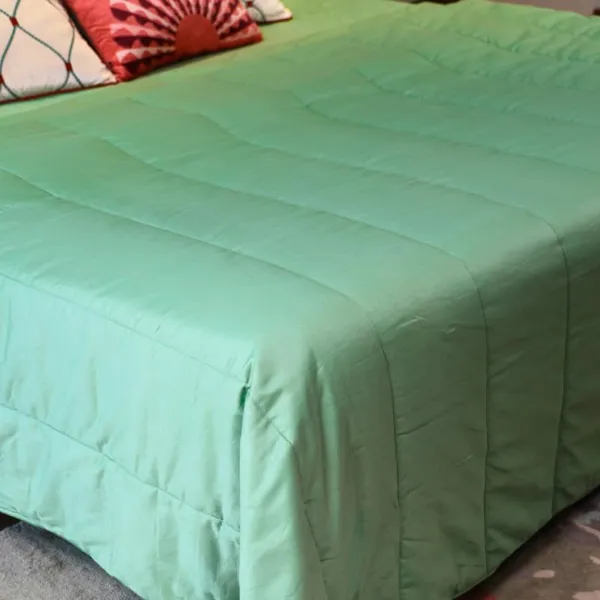 Cotton_Microfibre_Reversible_Comforter_Set_With_Pillow_And_Cushion_Covers