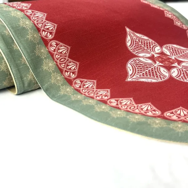 Paan_Design_Silk_Blend_Table_Runner