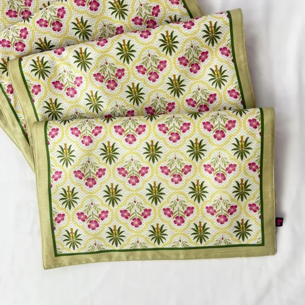 Silk_Blend_Table_Runner