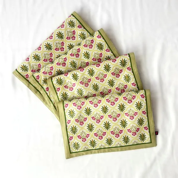 Silk_Blend_Table_Runner