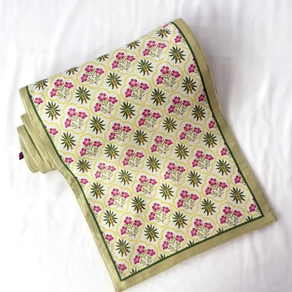 Silk_Blend_Table_Runner