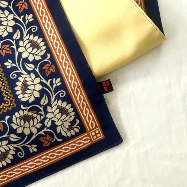 Silk_Blend_Table_Runner