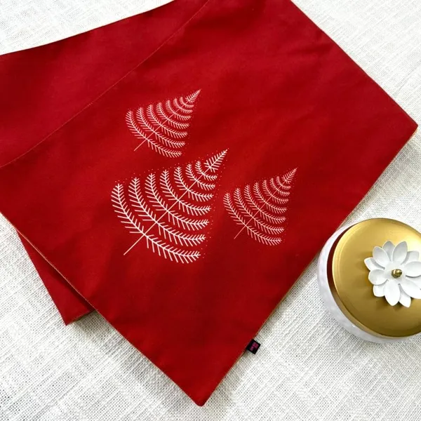 Table_Runner