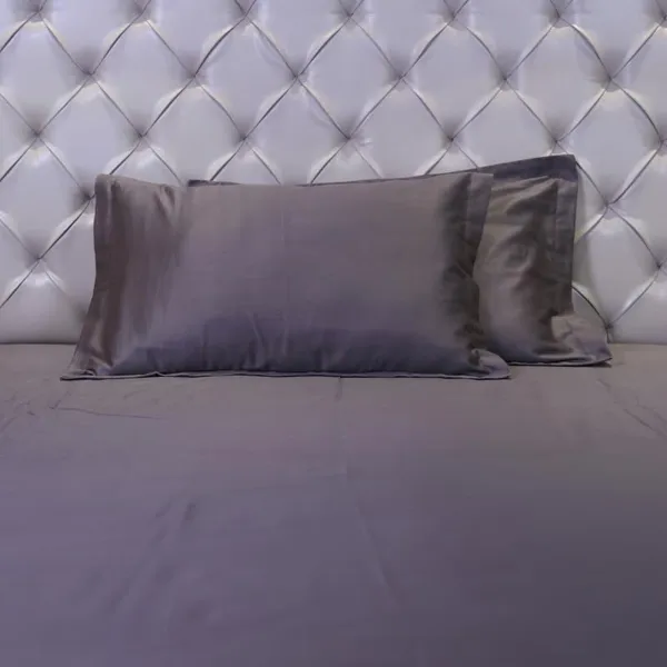 Cotton_Bedsheet_Set_With_Pillow_Covers