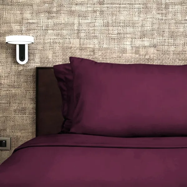Cotton_Bedsheet_Set_With_Pillow_Covers