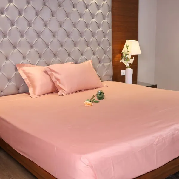 Cotton_Bedsheet_Set_With_Pillow_Covers