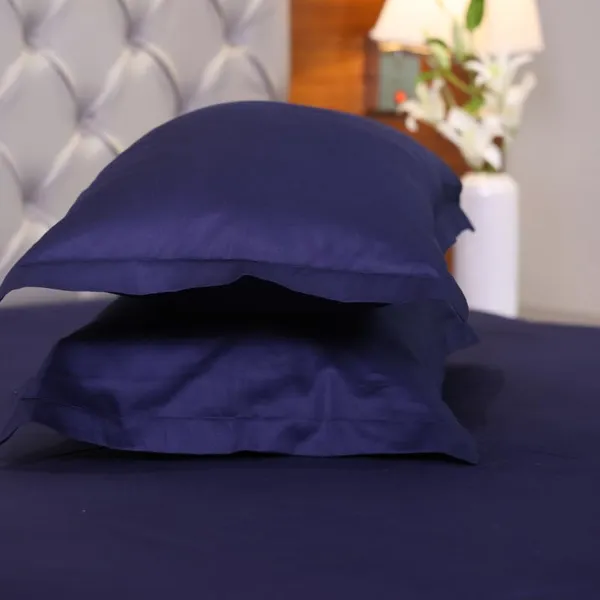 Cotton_Bedsheet_Set_With_Pillow_Covers