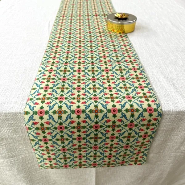 Silk_Blend_Table_Runner