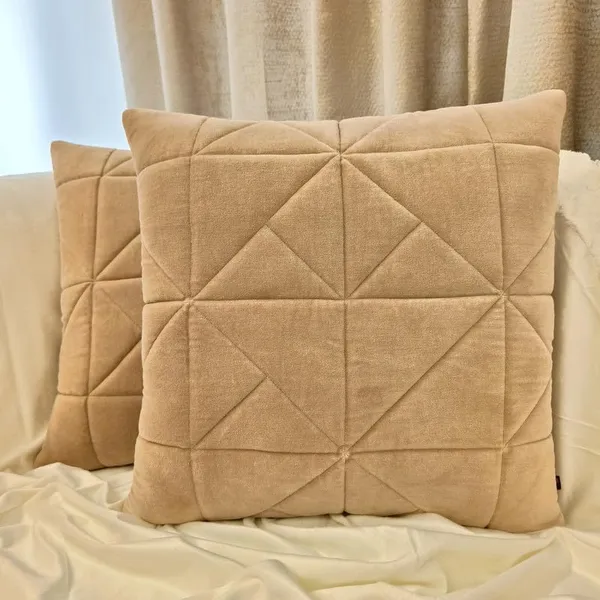 Cotton_Velvet_Cushion_Cover_With_Zip_Enclosure