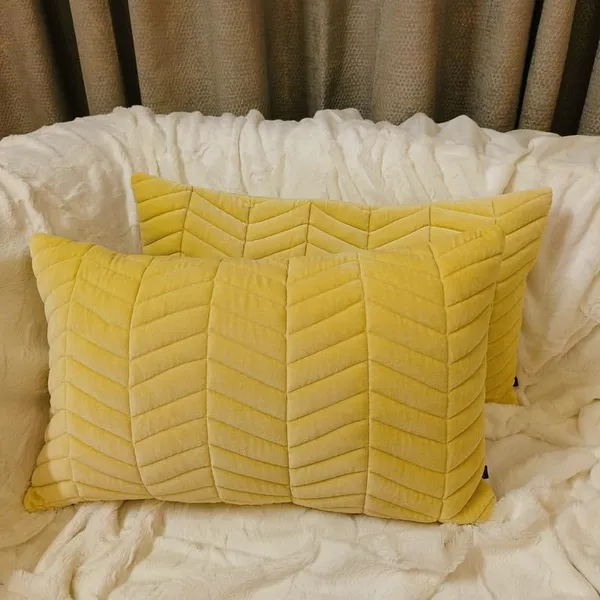 Cotton_Velvet_Rectangle_Cushion_Cover_With_Zip_Enclosure