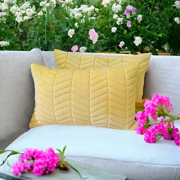 Cotton_Velvet_Rectangle_Cushion_Cover_With_Zip_Enclosure