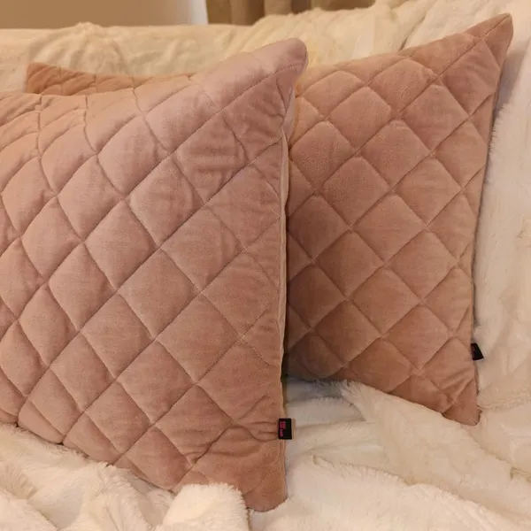 Cotton_Velvet_Quilted_Cushion_Cover
