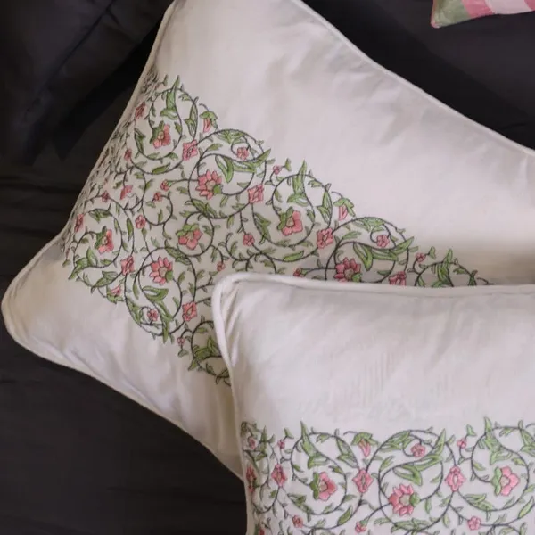 Velvet_Embroidered_Cushion_Cover_With_Zipper