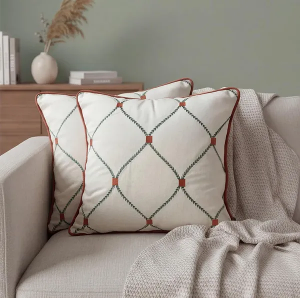 Velvet_Embroidered_Cushion_Cover_With_Concealed_Zipper