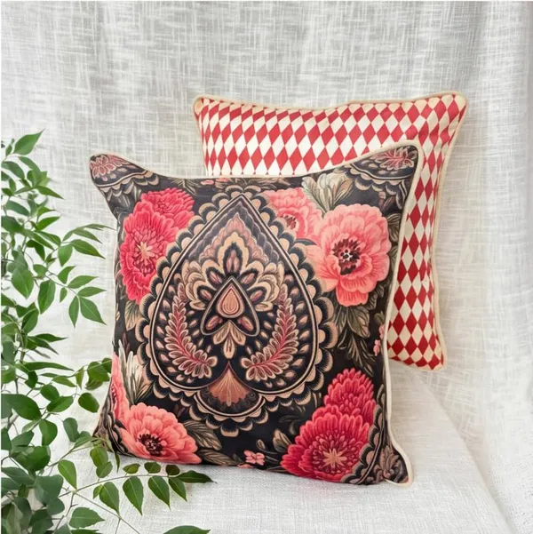 Velvet_Rose_Printed_Cushion_Cover