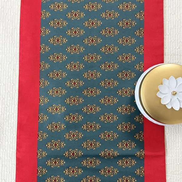 Silk_Blend_Table_Runner