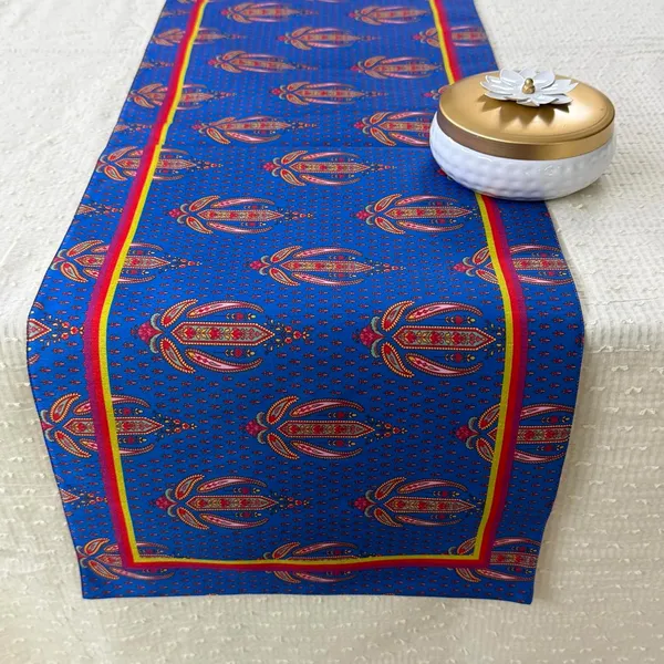 Silk_Blend_Paisley_Table_Runner