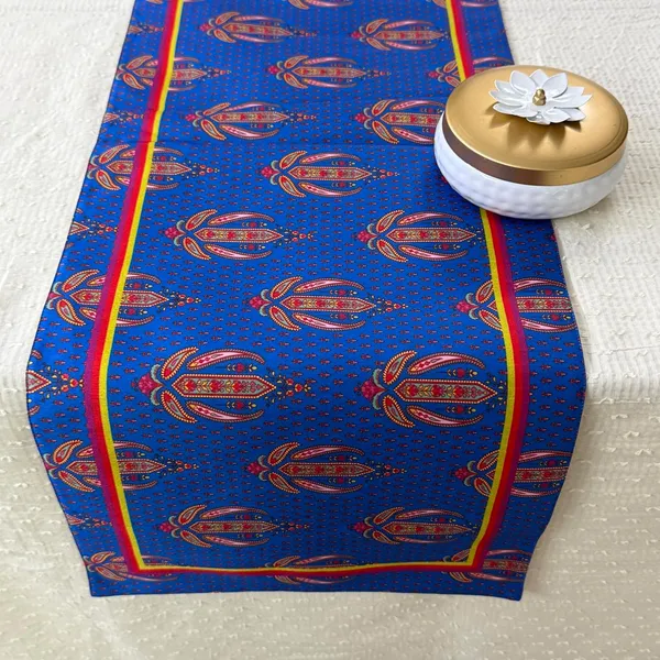 Silk_Blend_Paisley_Table_Runner