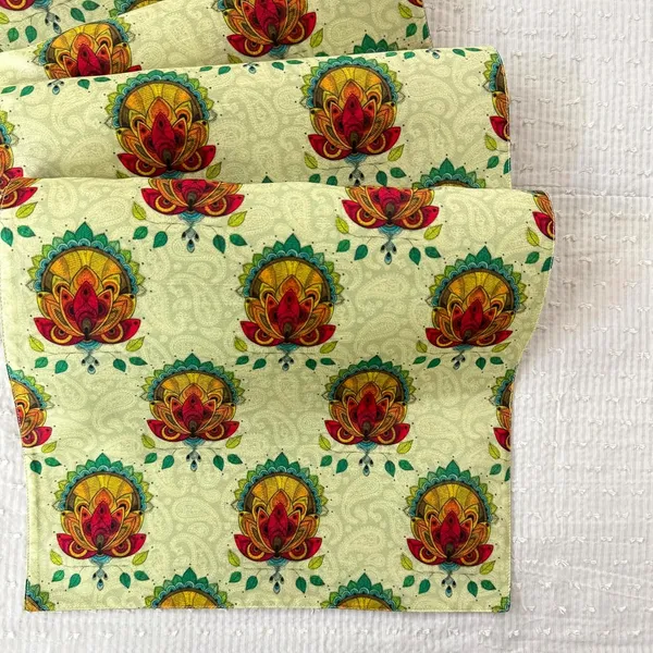 Silk_Blend_Table_Runner