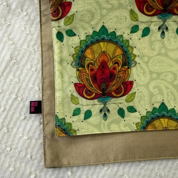 Silk_Blend_Table_Runner