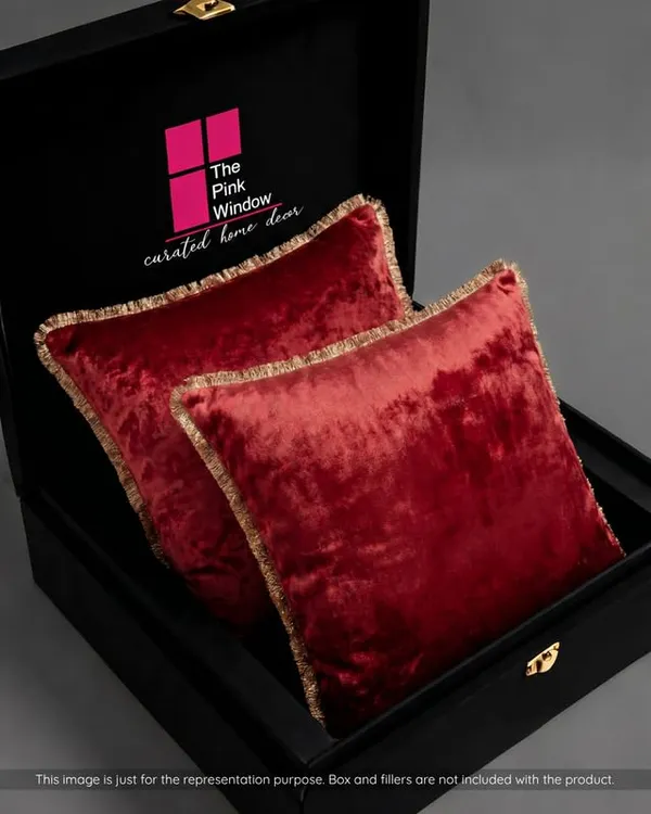 Velvet_Chenille_Cushion_Cover_With_Lace_Trim