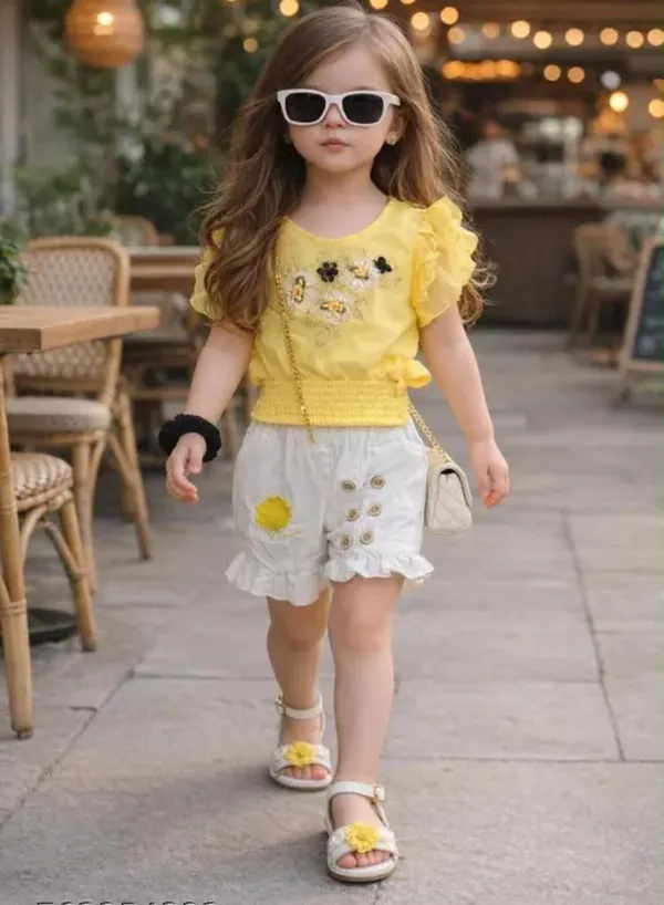 Yellow_And_White_Cotton_Blend_Ruffled_Embellished_Top_And_Shorts_Set_For_Girls