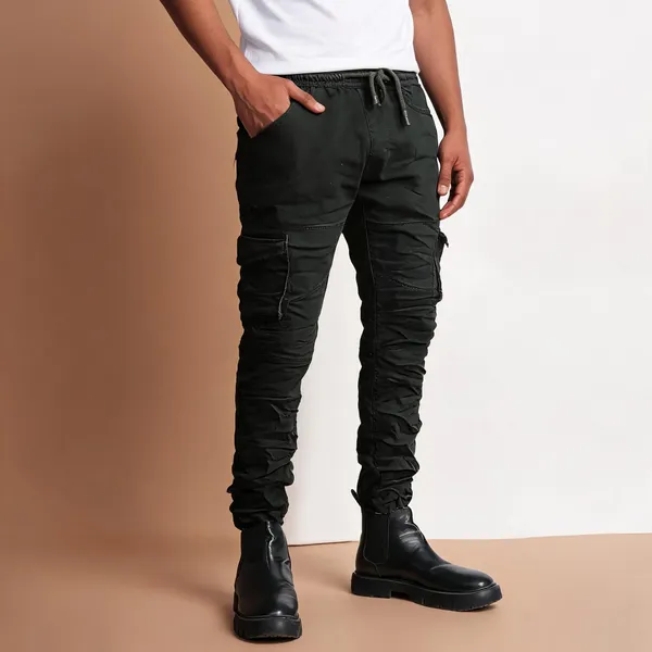 Black_Cargo_Jogger_Pants_For_Men