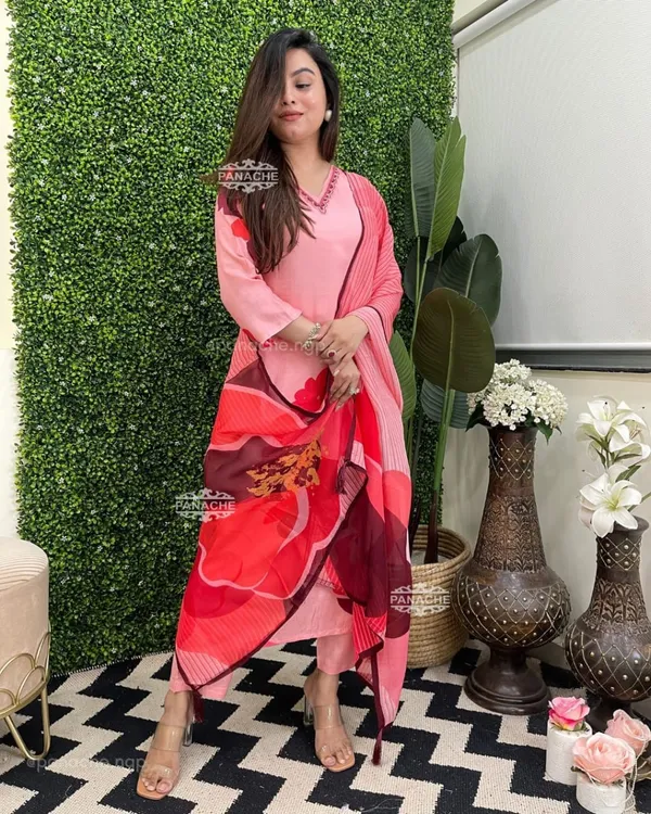 Pink_Striped_Floral_Saree_for_Women