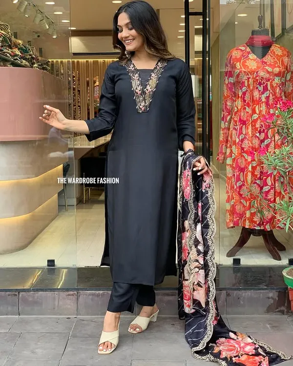 Black_Muslin_Silk_Straight_Embroidered_Suit_Set_For_Women
