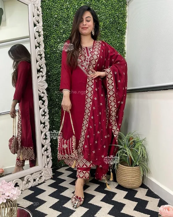 Maroon_Roman_Silk_Printed_Straight_Kurta_Set_For_Women