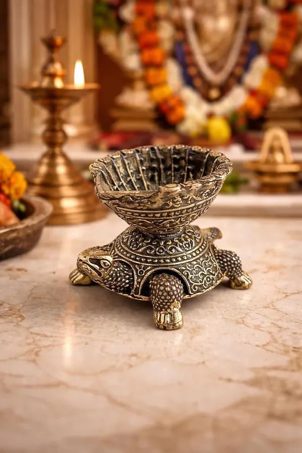 Brass_Turtle_Diya_Oil_Lamp