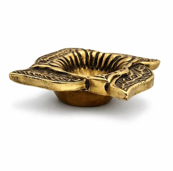 Brass_Diya_Oil_Lamp