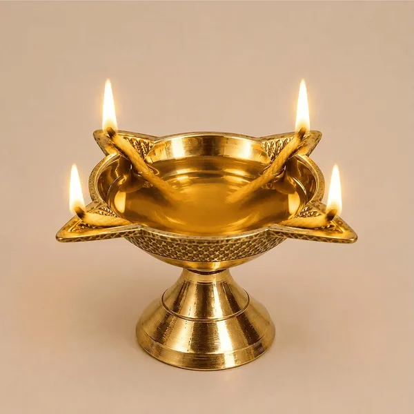 Brass_Chowmukhi_Diya_(Set_of_1)