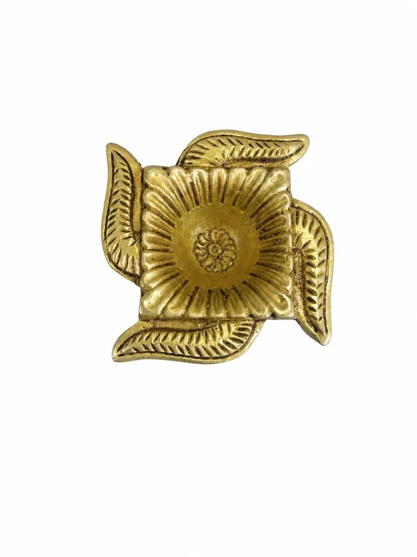 Brass_Flower_Diya