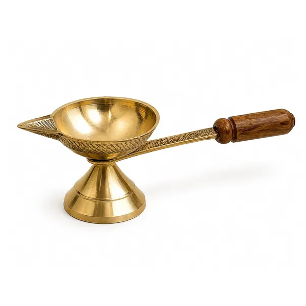 Brass_Aarti_Diya_With_Wooden_Handle